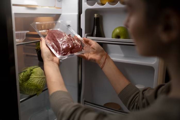 How Long can Cooked Beef Stay in the Fridge?