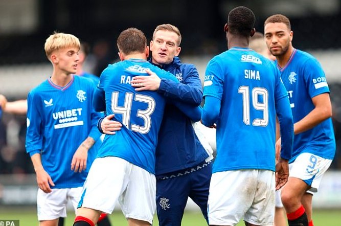 Rangers bounce back with 3-0 win over St Mirren