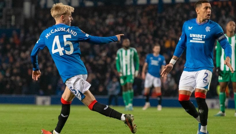 Rangers hold Aris to a draw and keep Europa League hopes alive