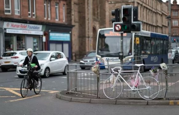 Glasgow traffic lights cyclist tragedy