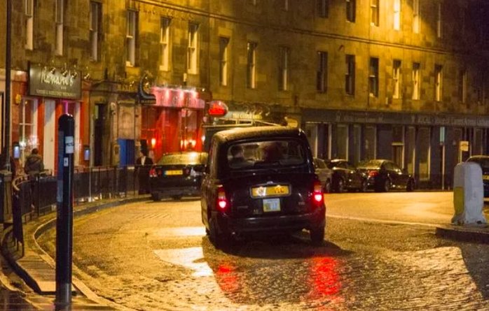 Edinburgh taxi break-in night