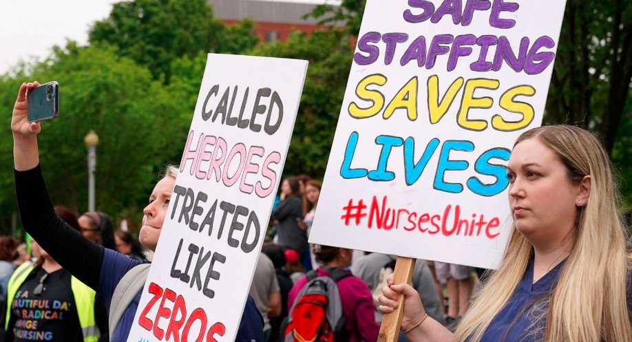 Nurses protesting for fair pay and safe staffing