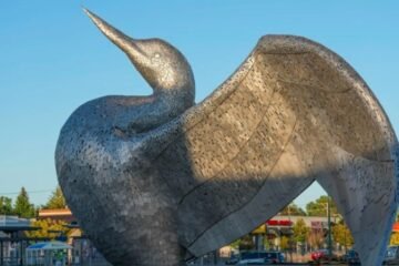 “The Calling”: Kelpies Artist Brings New Sculpture to Minnesota