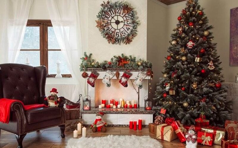 Meet the Finalists of Scotland’s Christmas Home of the Year