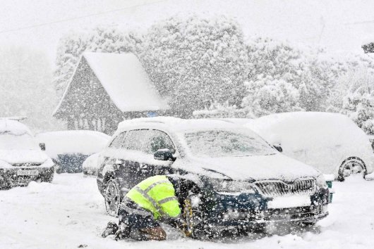 Snowstorm hitting UK and Europe