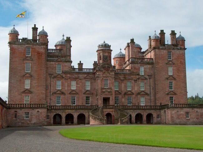 A Storied Scottish Retreat: Drumlanrig Castle Unveils Montagu Cottage