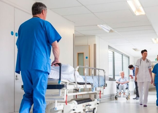 NHS Scotland Staff Vote to Accept 8% Pay Rise Over Two Years