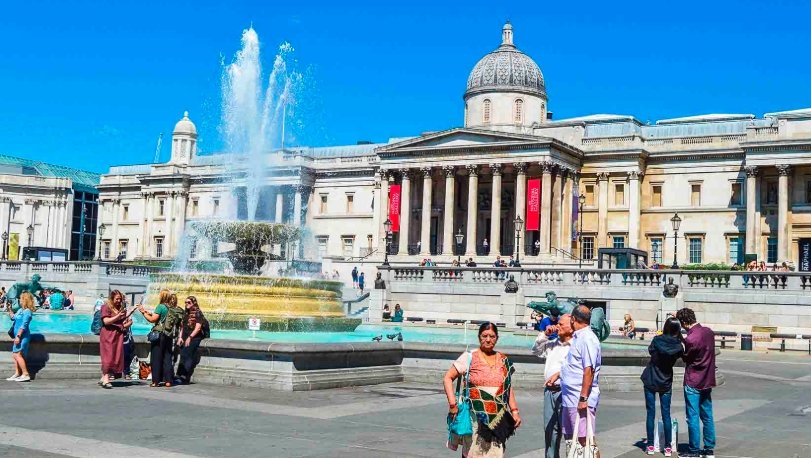 american tourists in london summer 2025