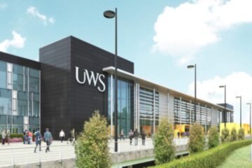 Lecturers at University of the West of Scotland Edge Closer to Strike Vote Over Job Cuts