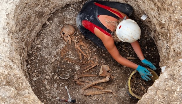 Iron Age chariot wheel archaeological excavation Scotland