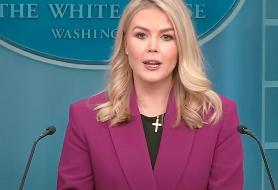 karoline leavitt press white house july 2025