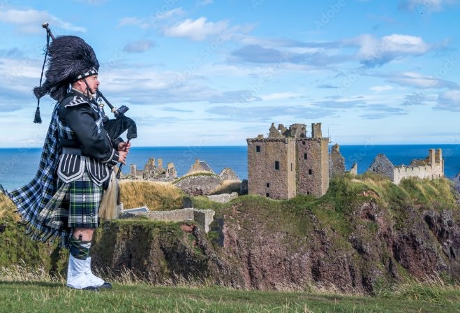 bagpiper at castle