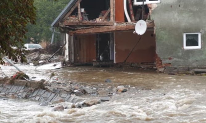 flood damaged homes