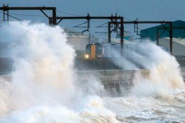 Storm Floris Batters Scotland With 90mph Winds as Travel Grinds to a Halt
