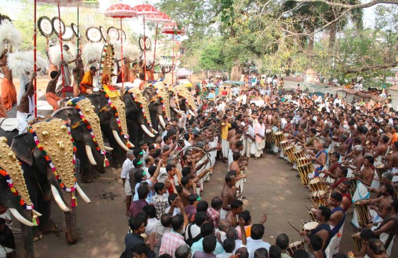 festival procession crowd