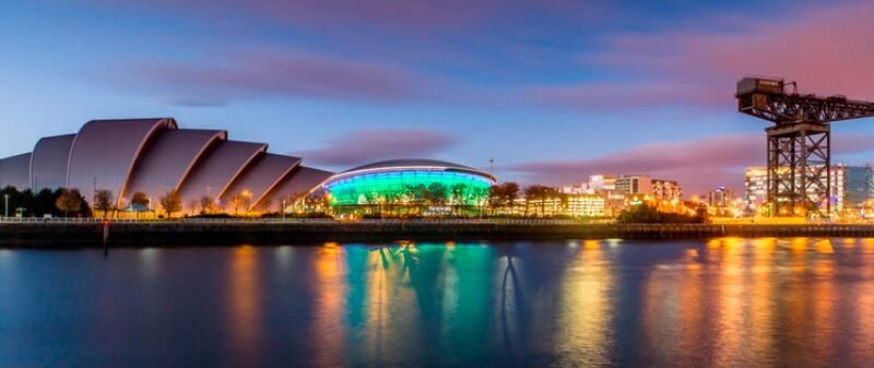Glasgow Travel Surge Draws Crowds in 2025