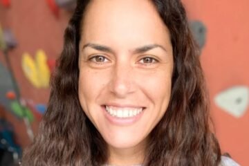 Wyoming Teacher Wins Fulbright for Scotland Research