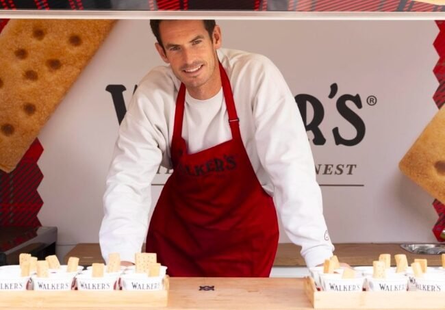 Andy Murray Boosts Walker’s Shortbread Christmas in UK Airports