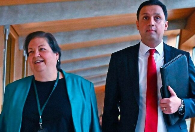 Scotland Leaders Clash Over Benefits Dependency