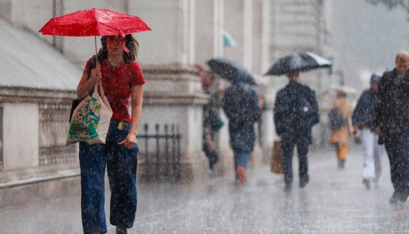UK Cold Snap Eases into Wet Windy Week