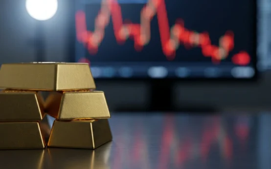 Gold price holds near two-month low as Fed rate-hike bets outweigh Iran war risk.