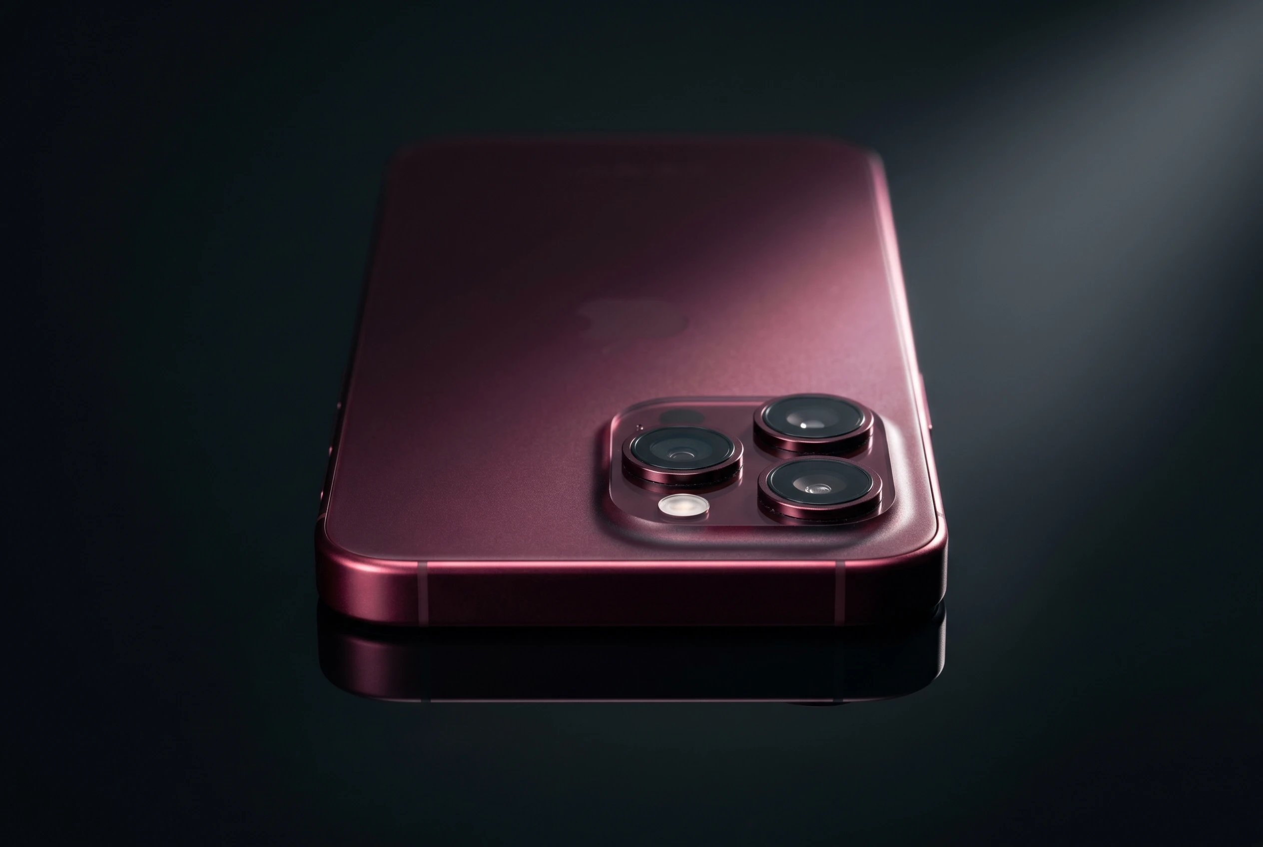 iPhone 18 Pro Max in Dark Cherry color leak