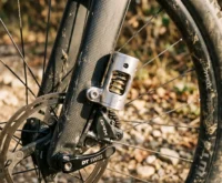 Rimpact gravel tuned mass damper for forks