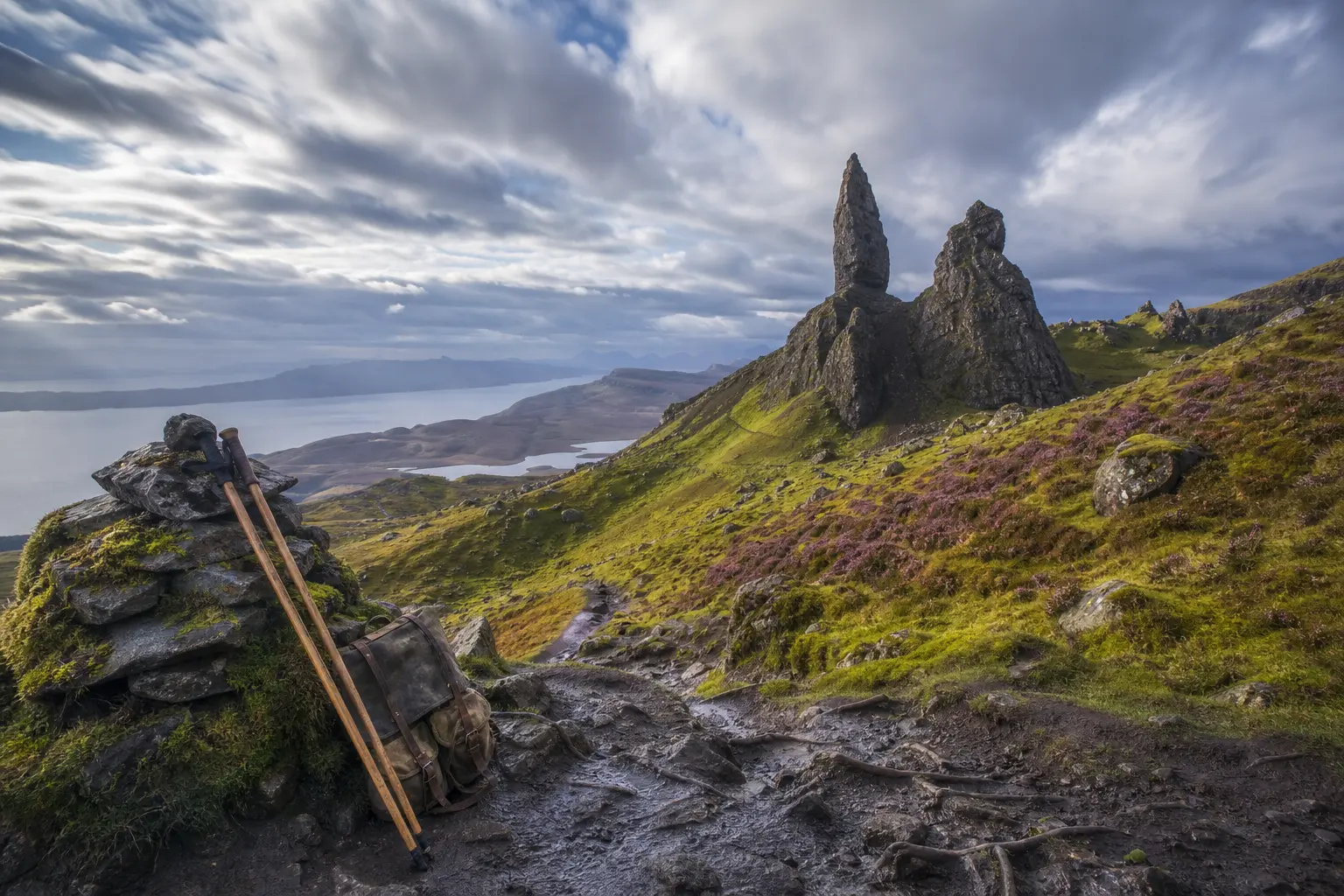 mother daughter Isle of Skye group tour Scotland hike