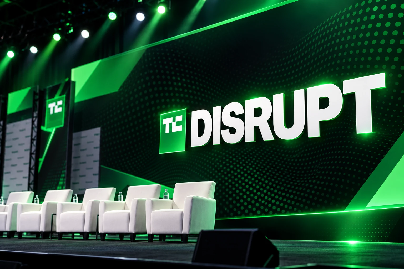 Fifteen VCs judge Startup Battlefield at Disrupt 2026